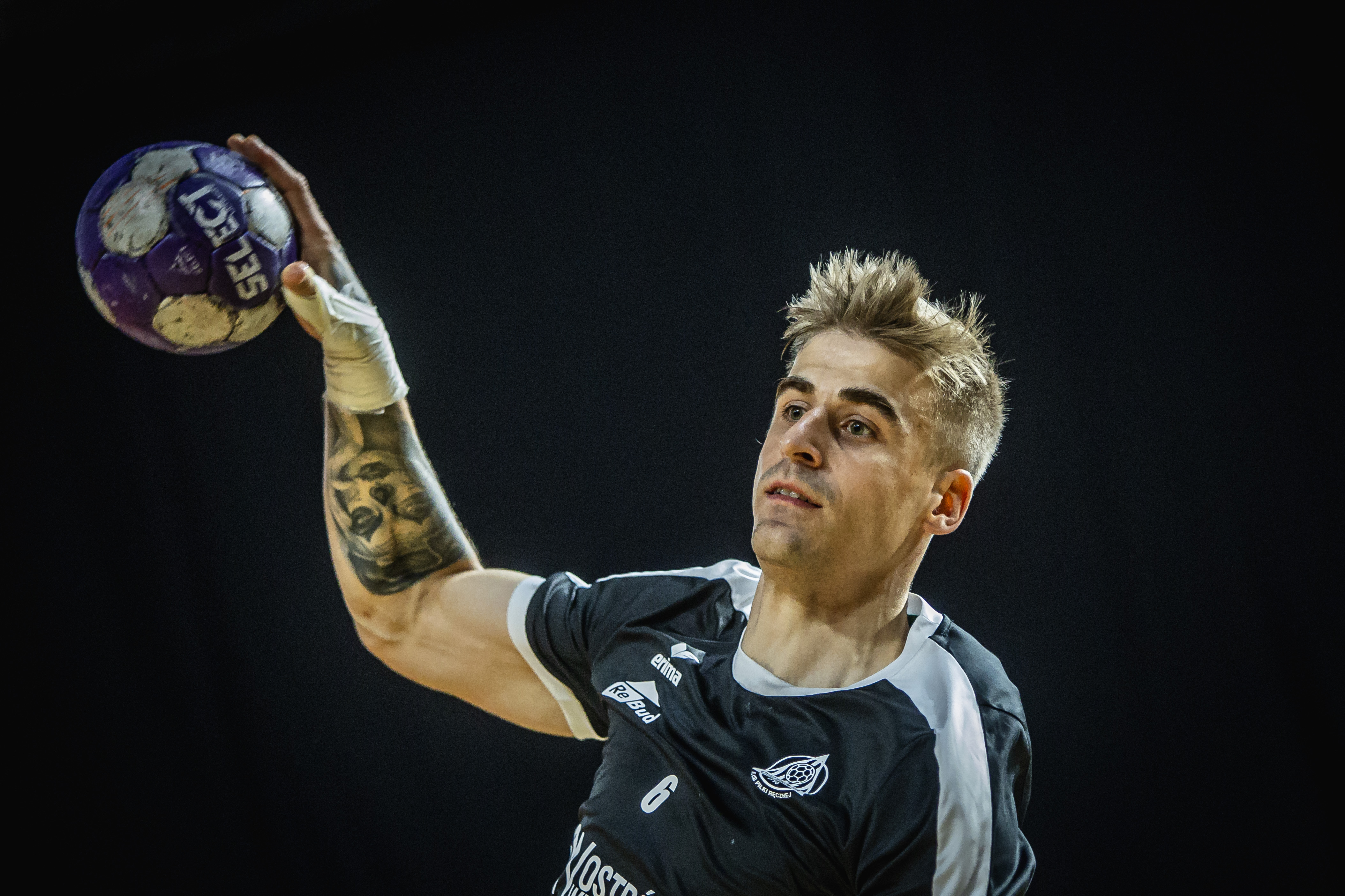 Świetna obrona, atak do poprawy. Kolejne kontuzje przed startem sezonu [WIDEO]