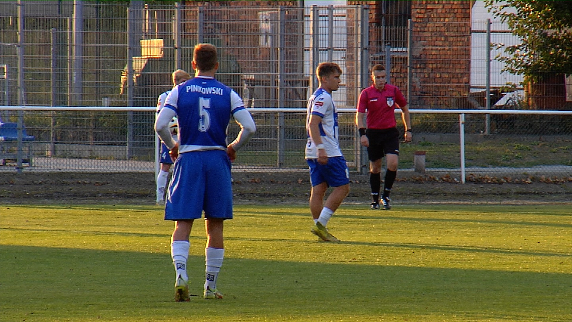 Nie tracą, ale też nie strzelają. Kolejny bezbramkowy remis