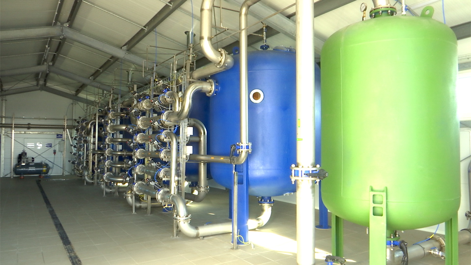 „Lepsza woda” dla mieszkańców. Nowa stacja uzdatnia już działa [WIDEO]