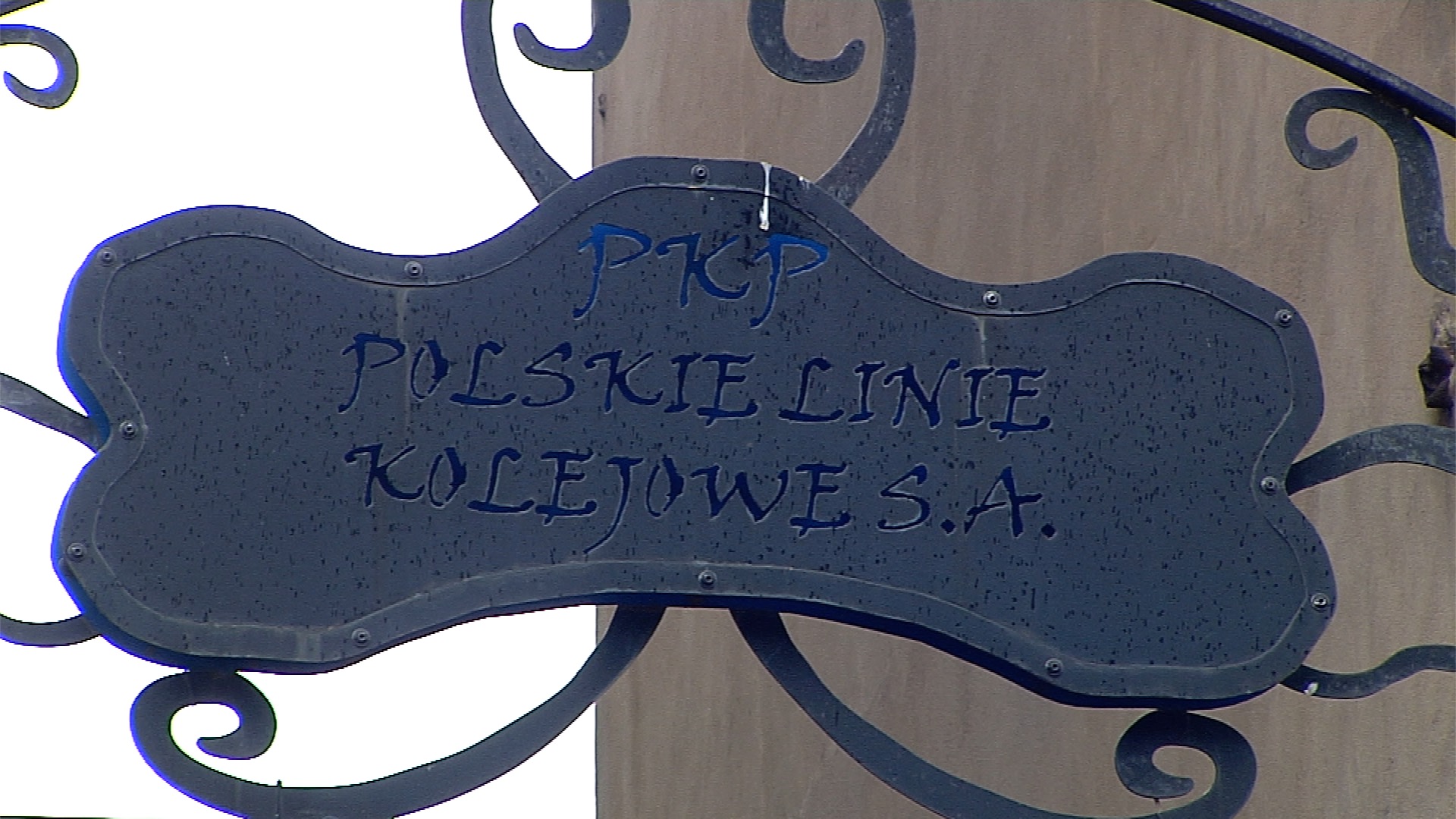 „To efekt wielotygodniowej walki”. Samorządowcy i parlamentarzyści o decyzji w sprawie PLK